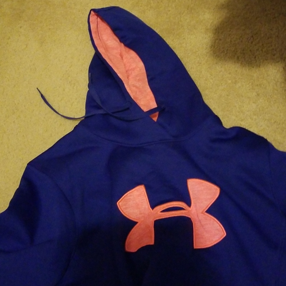 Womens Under Armour Hoodie size XL